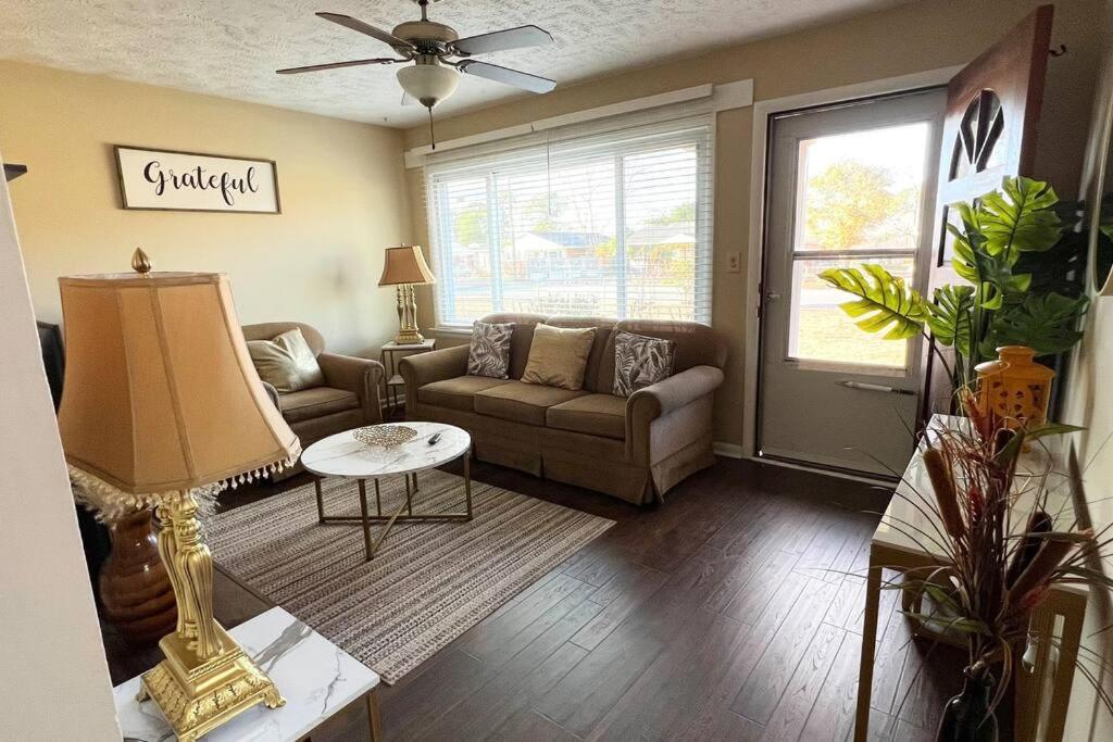 Foundation Paradise Fayetteville Ngoại thất bức ảnh